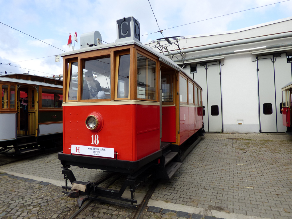 Bratysława, BEÚS "Štvorokeňák" Nr 18; Bratysława — Depot Open Doors Day 2021