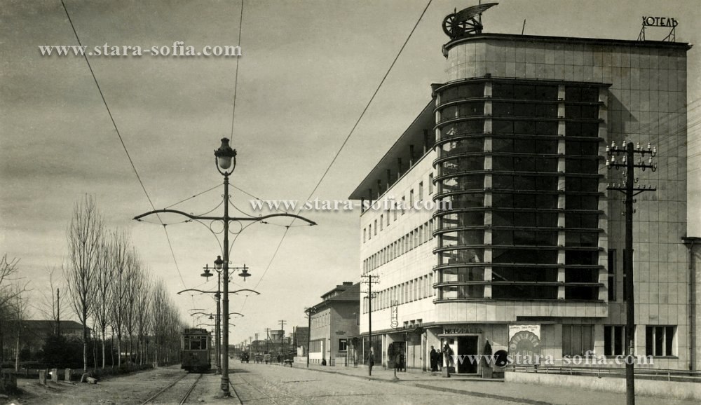 София — Исторически снимки — Трамвайна инфраструктура (1901–1942); София — Исторически снимки — Трамвайни мотриси (1901–1942); София — Трамвайни мотриси с неизвестни номера