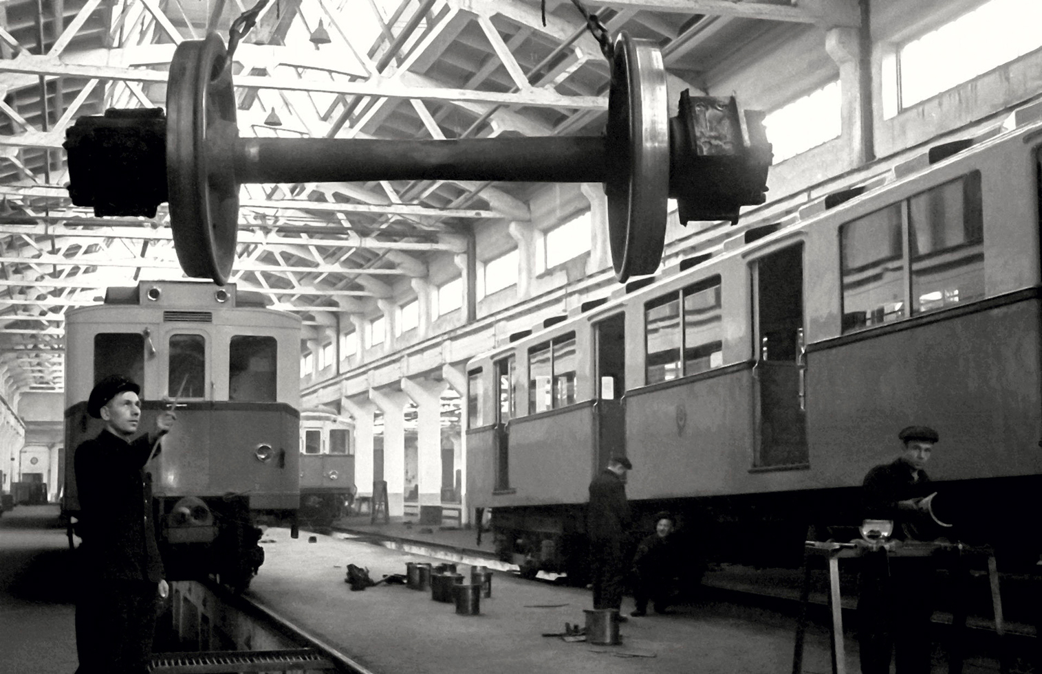 Moskau — Metro — Vehicles — Type V; Moskau — Metro — Vehicles — Type A/B; Moskau — Metropolitan — historical photos (1933-1991)