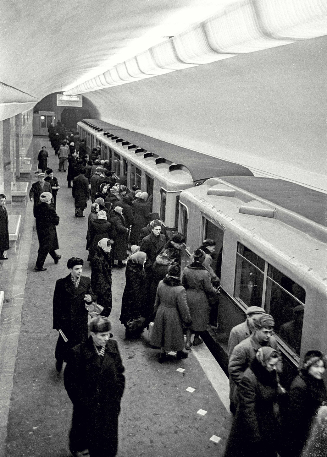 Moskwa — Metro — Vehicles — Type A/B; Moskwa — Metropolitan — historical photos (1933-1991)