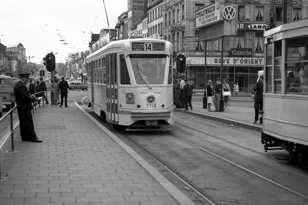 Brussels, BN PCC series 7000 Nr. 7114; Brussels — Old photos MIVB / STIB