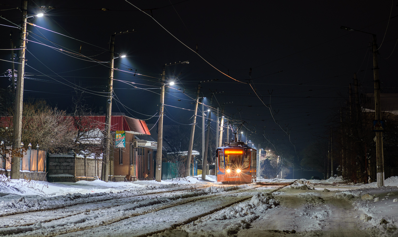 Jenakijewe — Tram lines