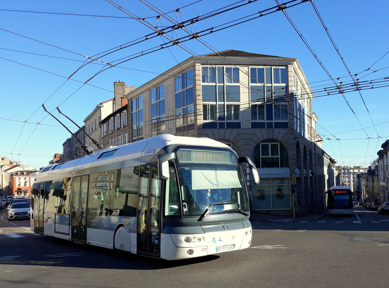 Limoges, Irisbus Cristalis ETB 12 Nr 111