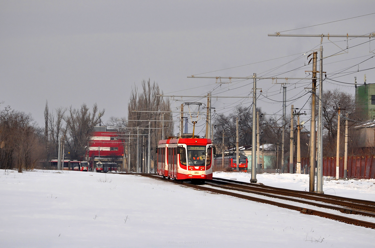Volgográd, 71-623-03 — 5865