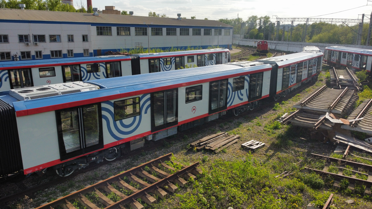 Moszkva, 81-776 “Moskva 2020”  (MVM) — 76389; Moszkva, 81-777 “Moskva 2020” (MVM) — 77215; Mityiscsi — New cars for the Moscow metro