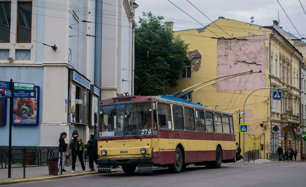 Chernivtsi, Škoda 14Tr02/6 # 274