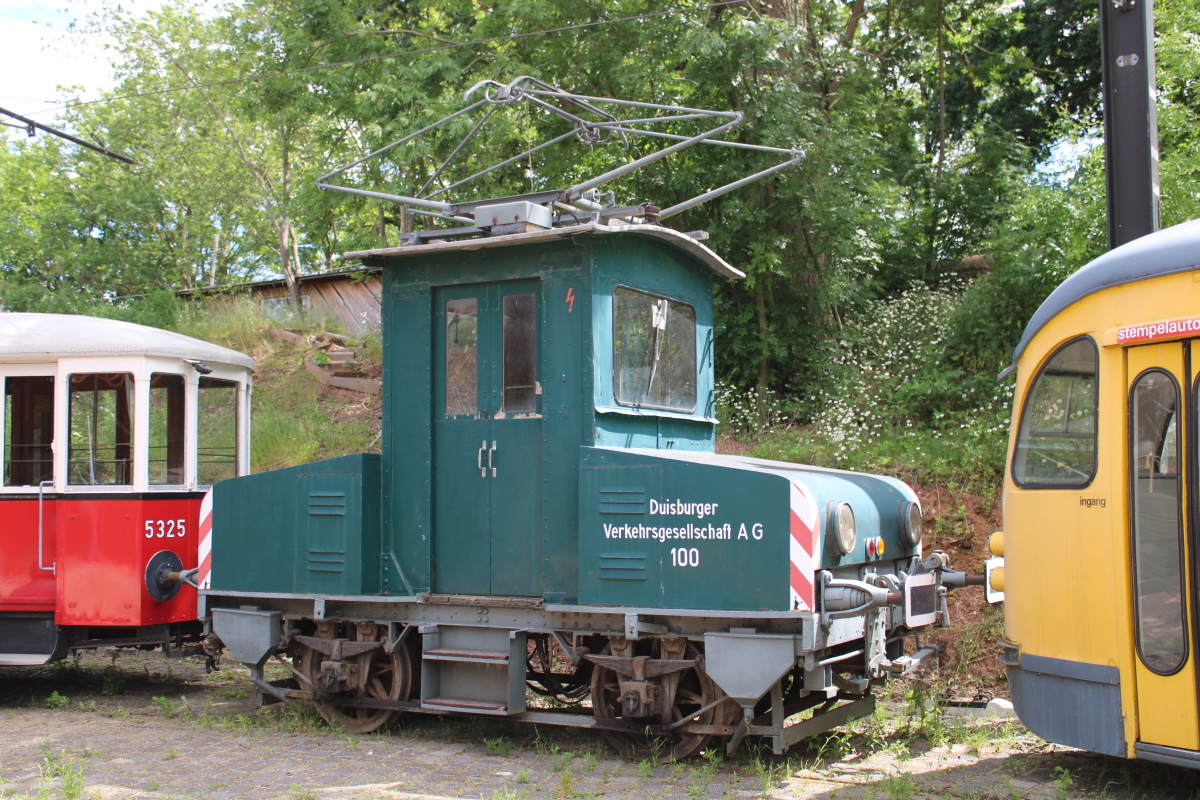 Wehmingen, Electric locomotive N°. 100