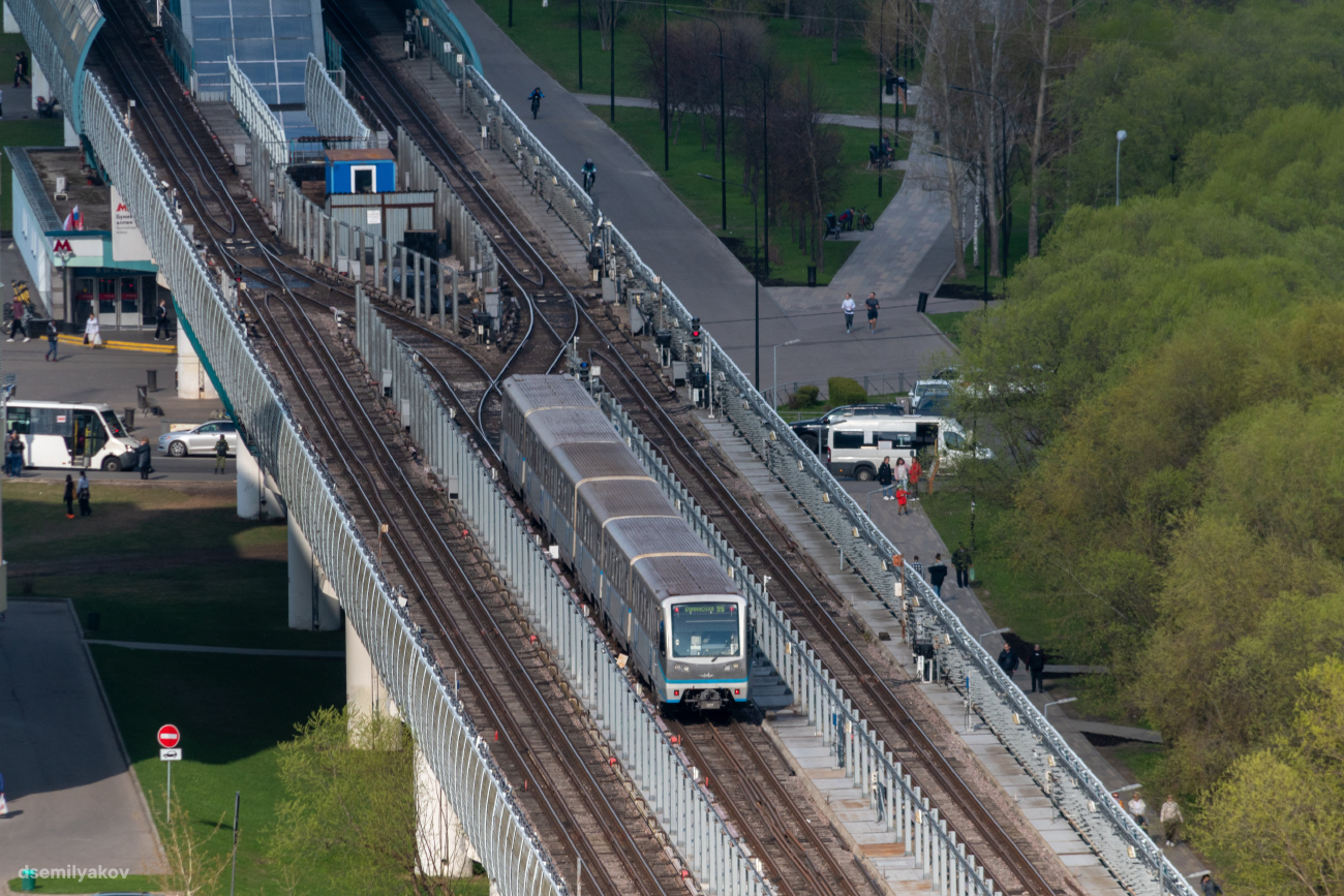 Москва — Метрополитен — [12] Бутовская линия; Москва — Метрополитен — Подвижной состав — 81-740/741 «Русич» и модификации