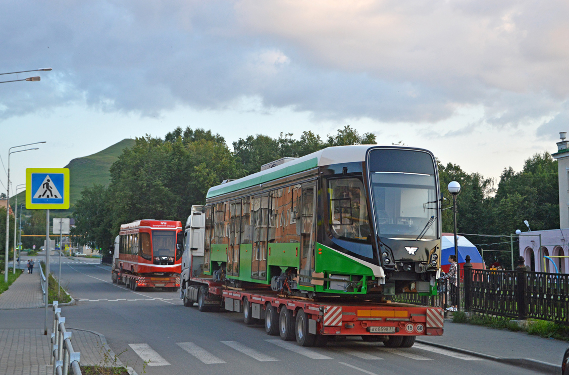 Усть-Катав — Трамвайные вагоны для Таганрога; Усть-Катав — Трамвайные вагоны для Челябинска