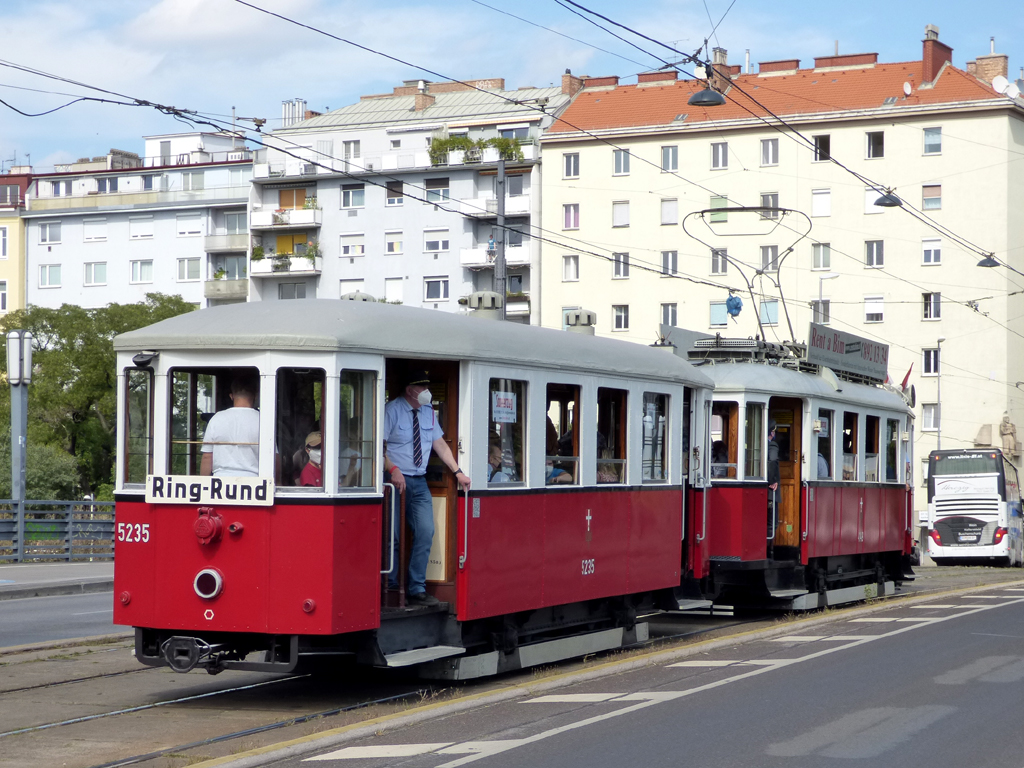 Wiedeń, Simmering Type  m3 Nr 5235; Wiedeń — Tramwaytag 2022