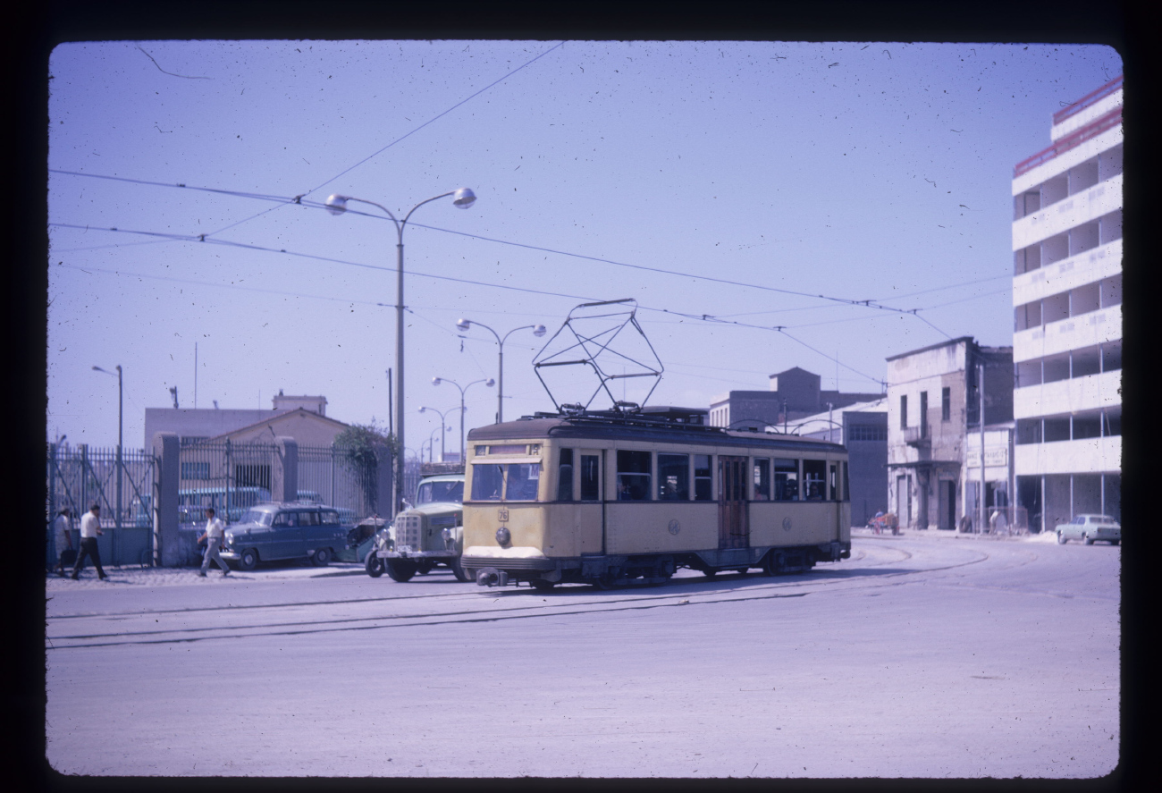Athens, Ernesto Breda č. 76; Athens — Tram — Piraeus–Perama interurban line
