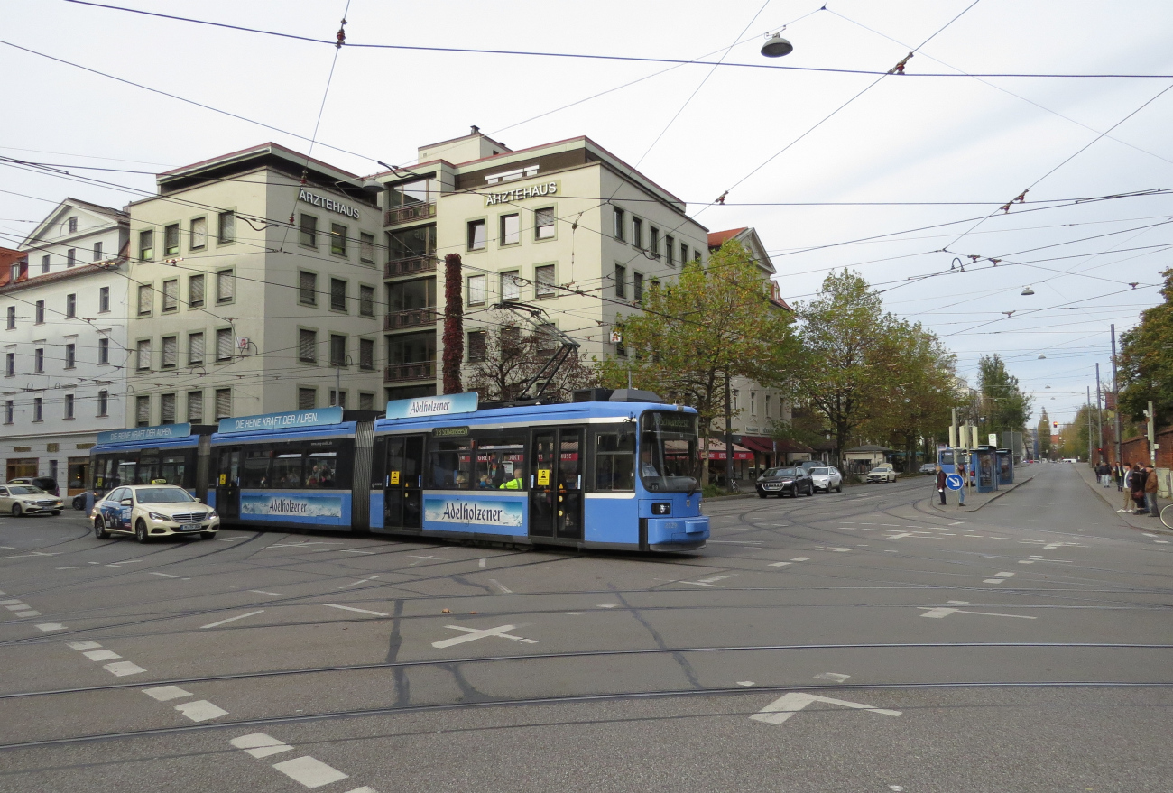 Munich, AEG R2.2b № 2129; Munich — Tramway Lines and Infrastructure