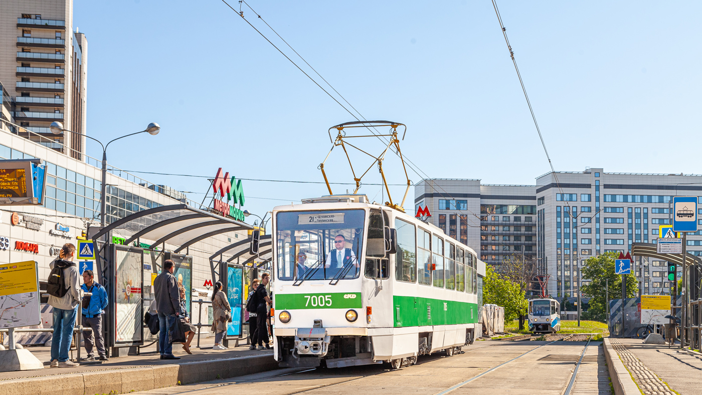Moscou, Tatra T7B5 N°. 7005; Moscou — Retro transport parade on June 4, 2022