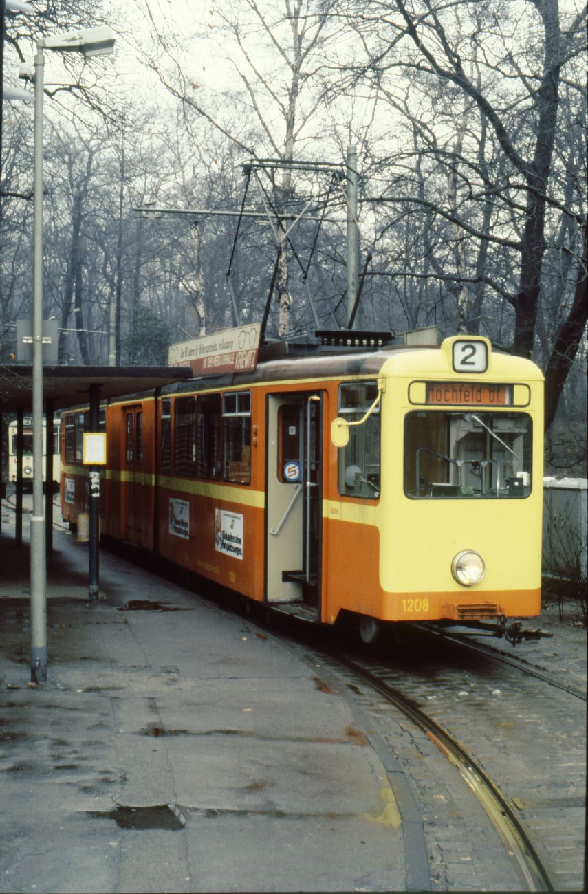 Duisburg, Duewag GT4 № 1208