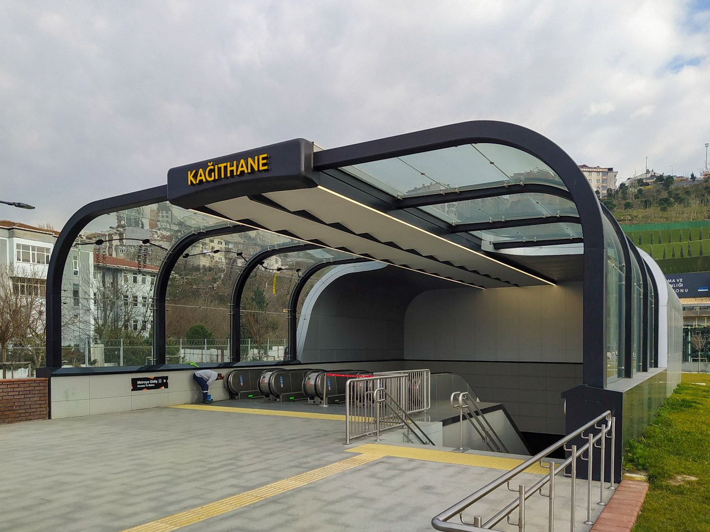 Стамбул — Метрополитен — Линия M11 (Gayrettepe — İstanbul Havalimanı — Arnavutköy)