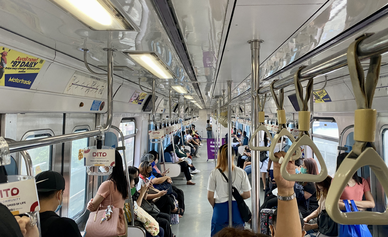 Manila, Hyundai Rotem # 2064; Manila — LRT-2 || Purple Line