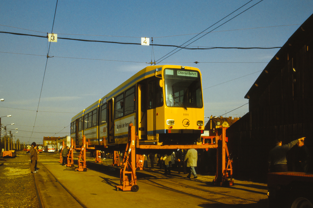 Эрфурт, Duewag M8C № 1111; Эрфурт — Арендованные вагоны M8C компании EVAG Essen (1990 г. — 1991 г.)