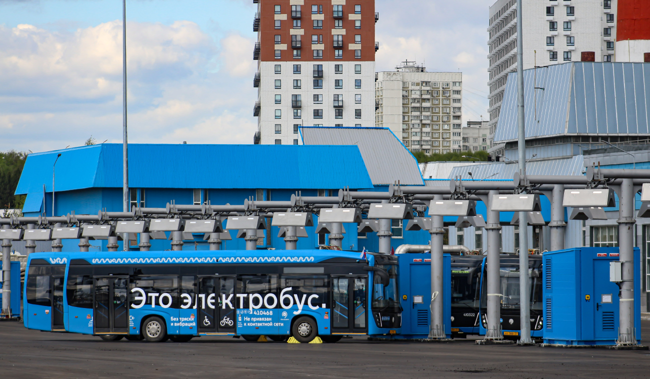 Maskava, KAMAZ-6282 № 410468; Maskava — Construction of an electric bus (trolleybus) depot in Mitino district; Maskava — Electric power service — Charging stations; Maskava — Miscellaneous photos