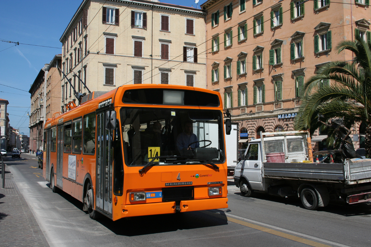 Ancona, Menarini Monocar F201/1 LU-TIBB Nr 4