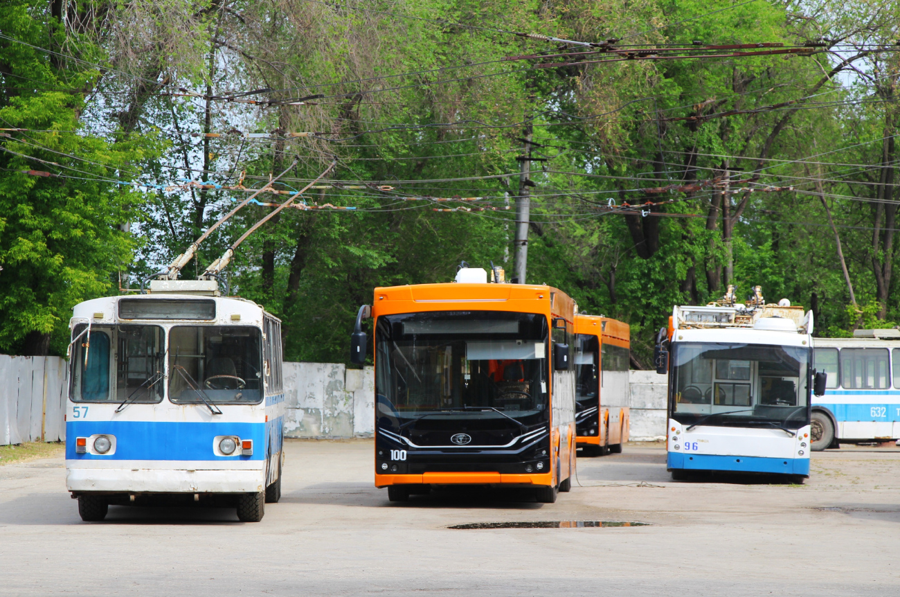 Самара, ЗиУ-682Г (СЗТМ) № 57; Самара, ПКТС-6281.00 «Адмирал» № 100; Самара, Тролза-5265.00 «Мегаполис» № 96