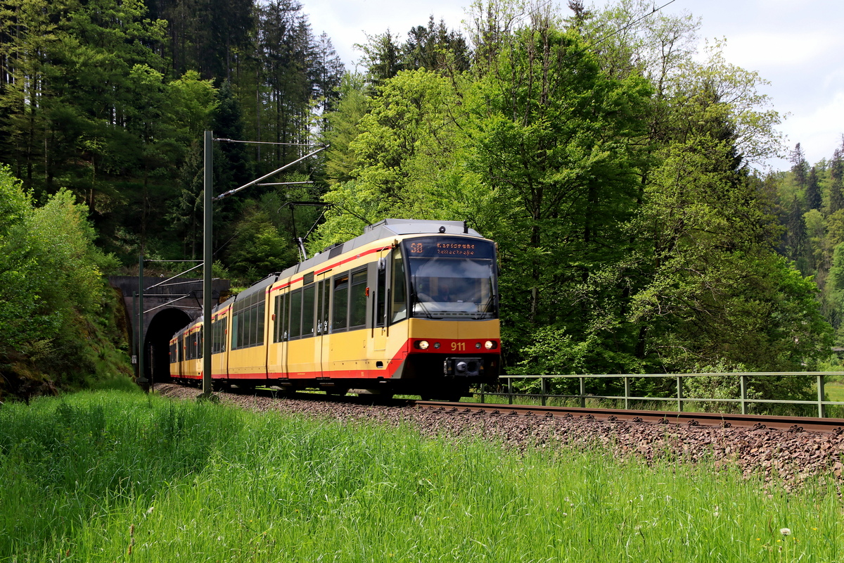 Karlsruhe, Siemens GT8-100D/M-2S Nr 911; Karlsruhe — Murgtalbahn (Rastatt — Freudenstadt)