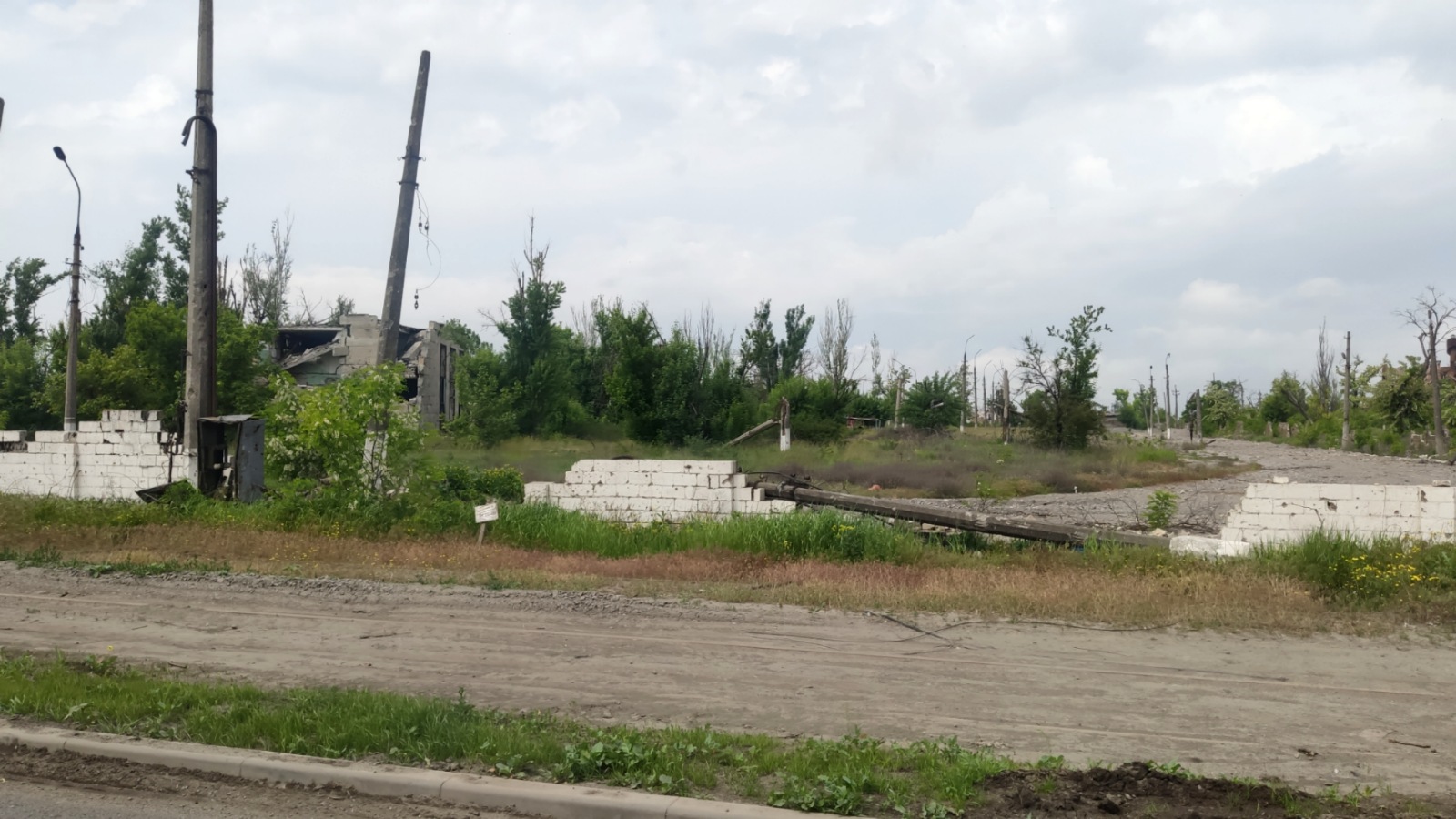 Mariupol — Aftermath of Military Actions 24 February – 20 May 2022; Mariupol — Tramway Lines and Infrastructure