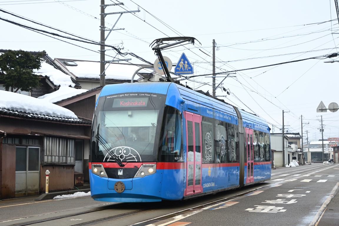 Такаока, Niigata/Bombardier MLRV1000 № MLRV1004