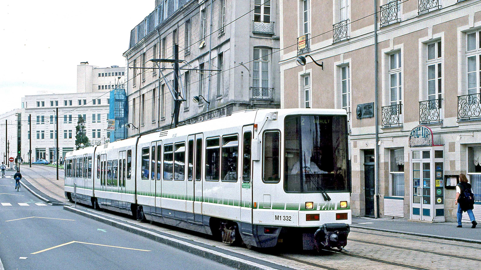 Nantes, Alstom TFS1 # 332