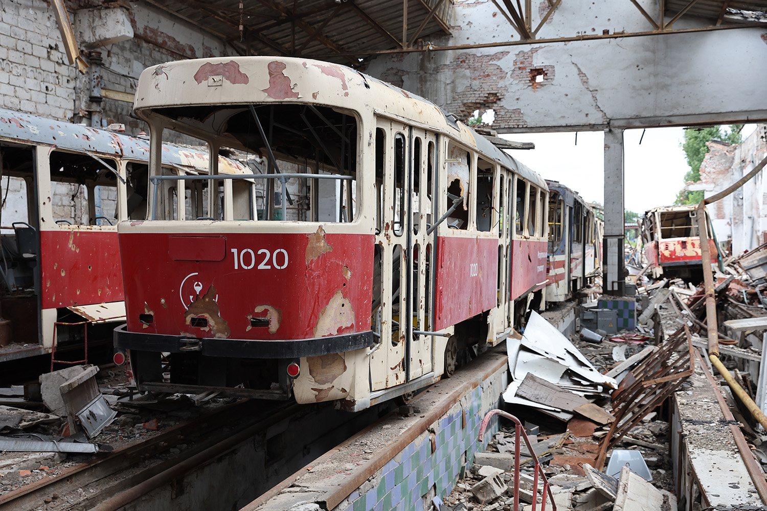 Mariupol, Tatra T3SUCS Nr. 1020; Mariupol — Aftermath of Military Actions 24 February – 20 May 2022