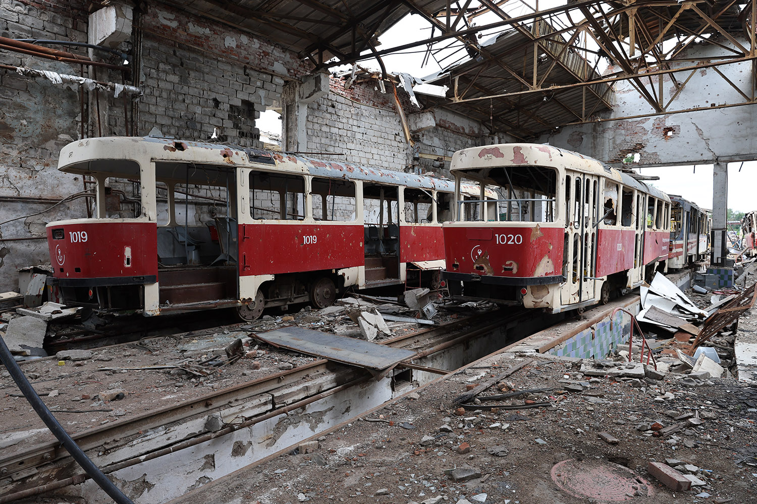 Mariupol, Tatra T3SUCS № 1020; Mariupol — Aftermath of Military Actions 24 February – 20 May 2022