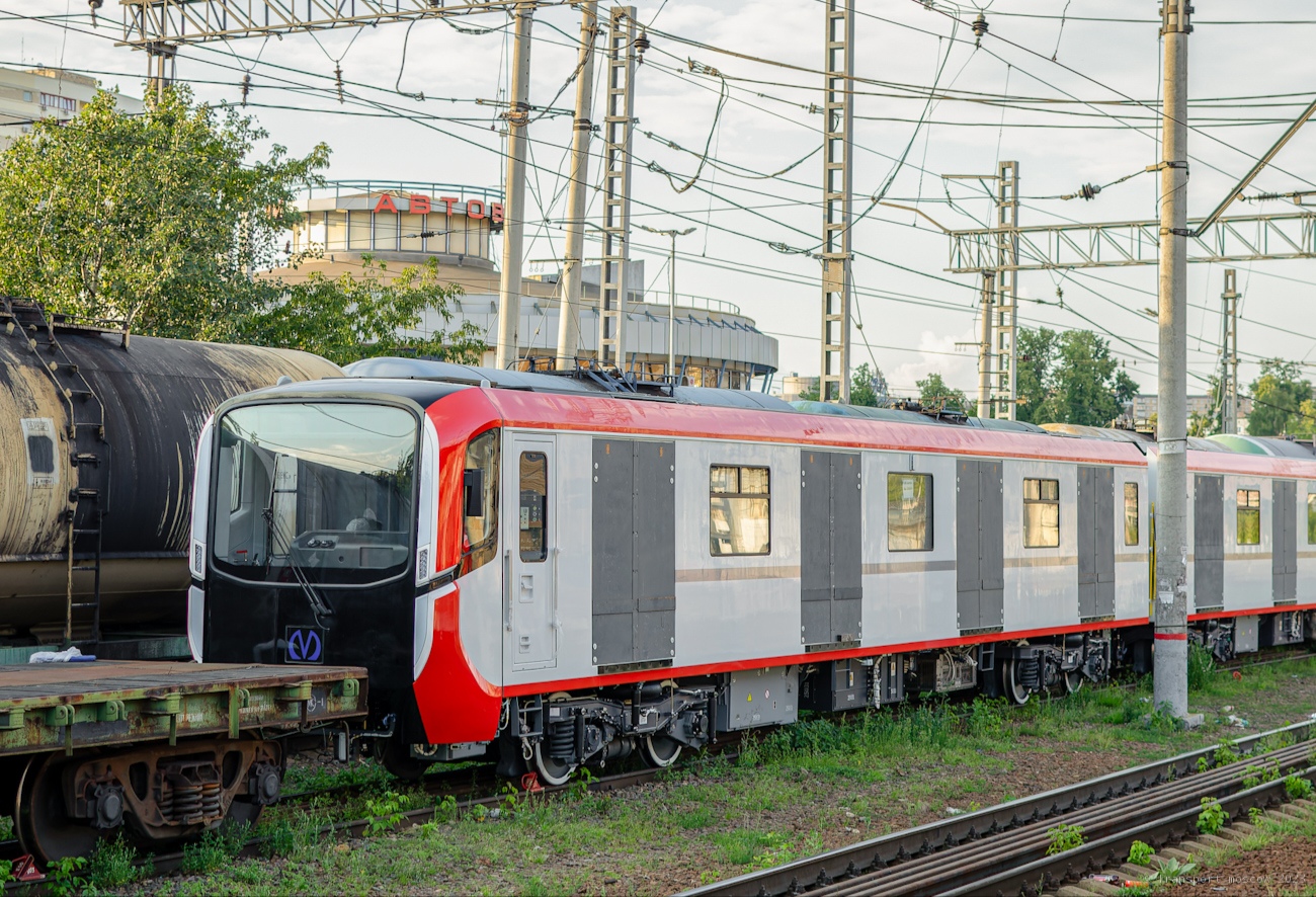 Санкт-Петербург, 81-725.1  «Балтиец» (ОЭВРЗ) № 25031; Мытищи — Новые вагоны