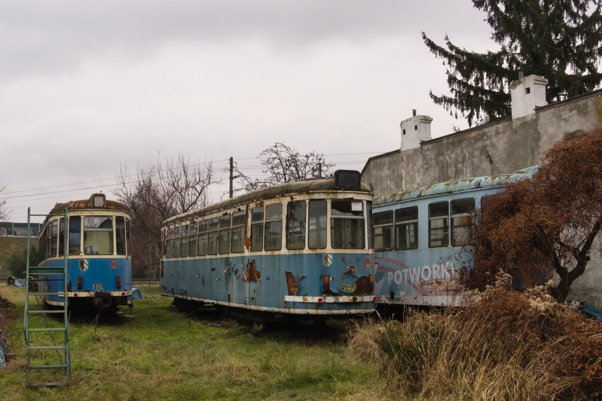 Varsova, MAN T4 # 116; Varsova, MAN B4 # 542