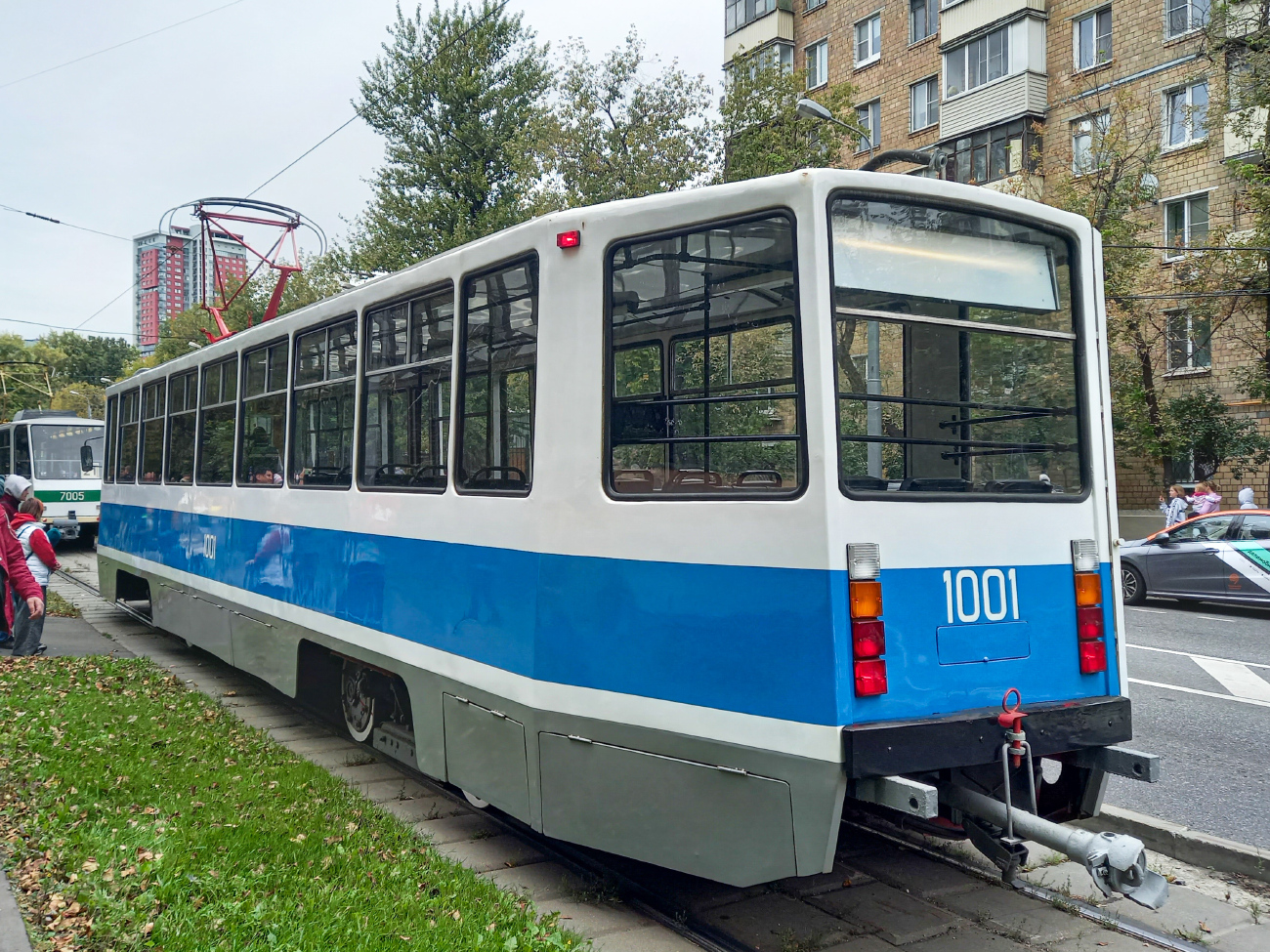 Москва, 71-608КМ № 1001