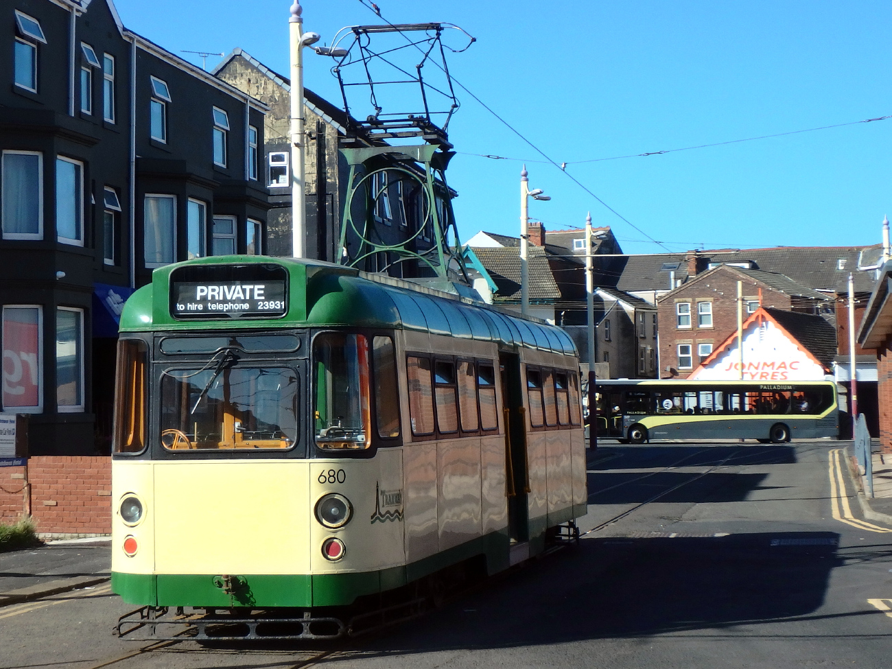 Блэкпул, Blackpool Railcoach № 680