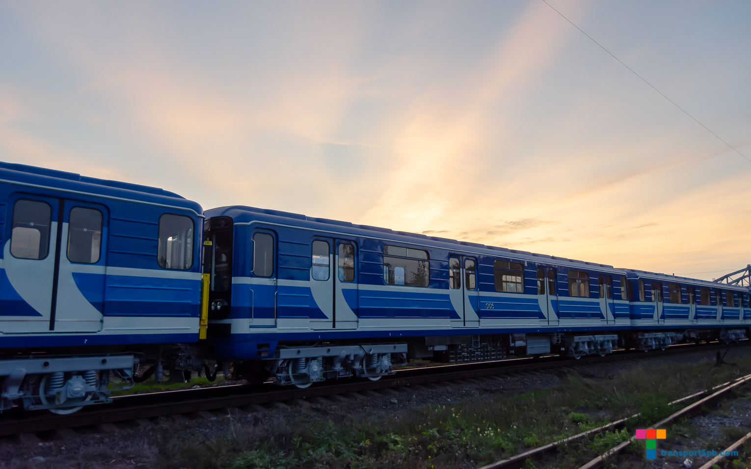 Samara, 81-717 (MMZ) nr. 0106; Sankt Peterburgas — Metro — Transport of subway cars by railway; Samara — Transportation of subway cars by railway