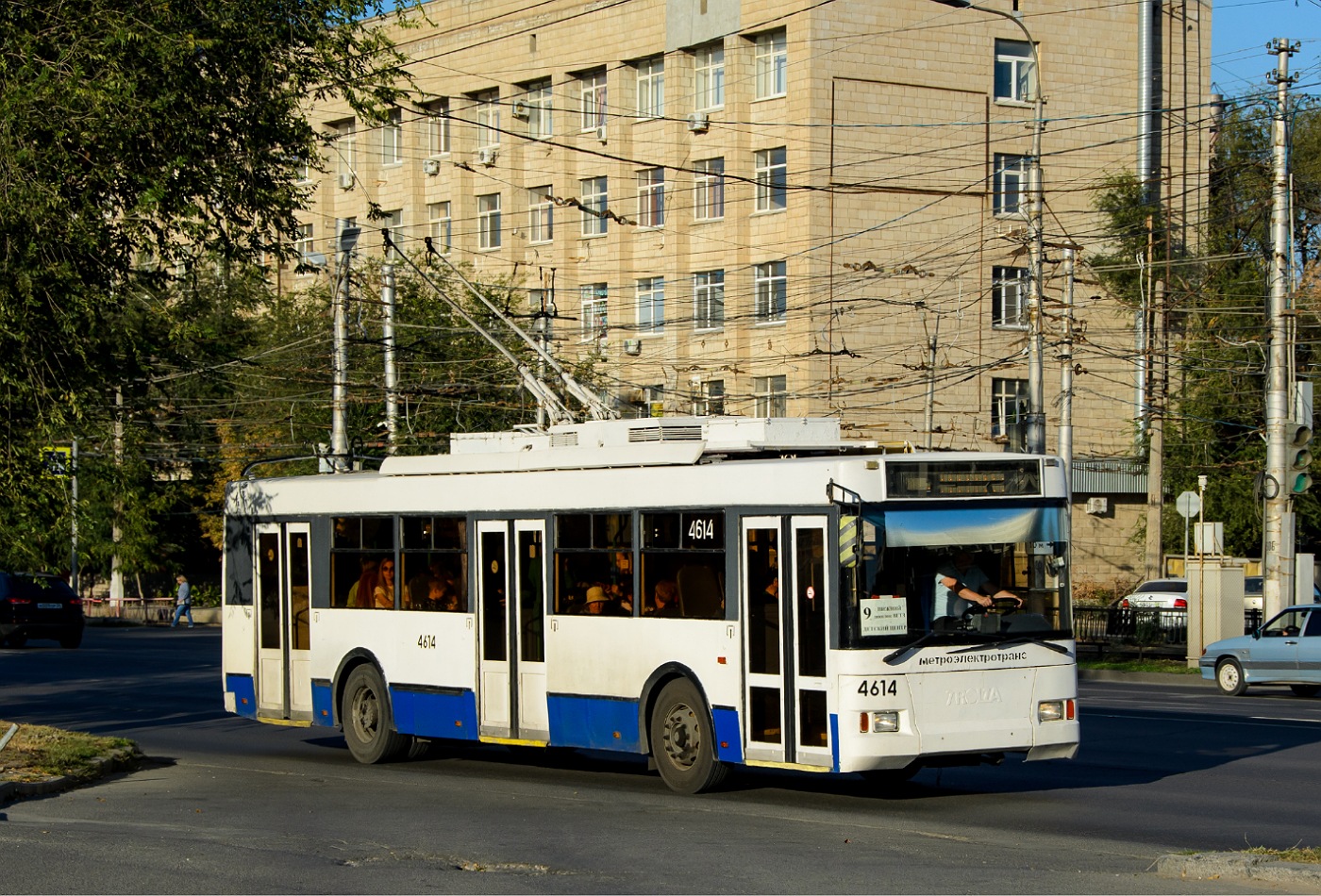 Volgograd, Trolza-5275.05 “Optima” č. 4614