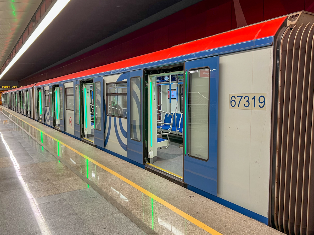 Moskau, 81-767.4 "Moskva 2019" Nr. 67319