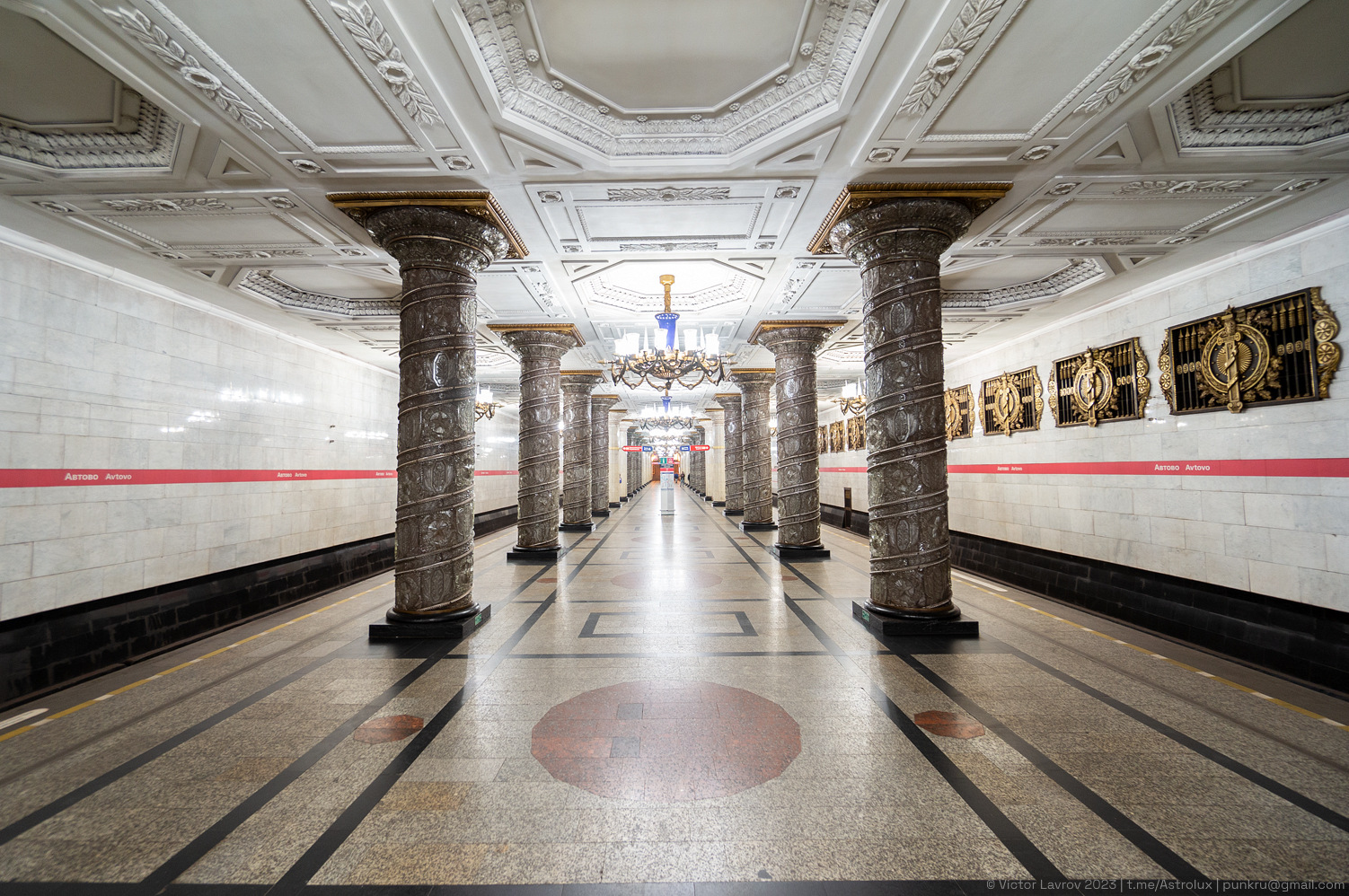 Pietari — Metro — Line 1