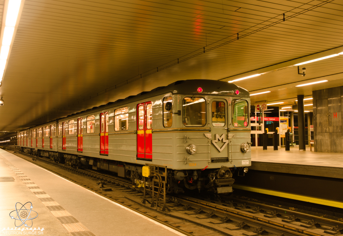 Прага, Ечс № 1084; Прага — Метрополитен: линия C