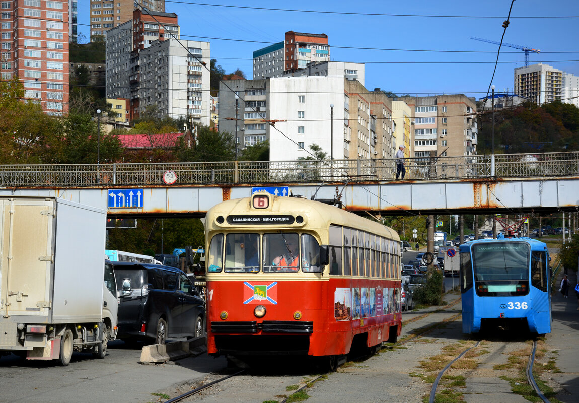 Владивосток, РВЗ-6М2 № 221; Владивосток, 71-619К № 336; Владивосток — Тематические трамваи