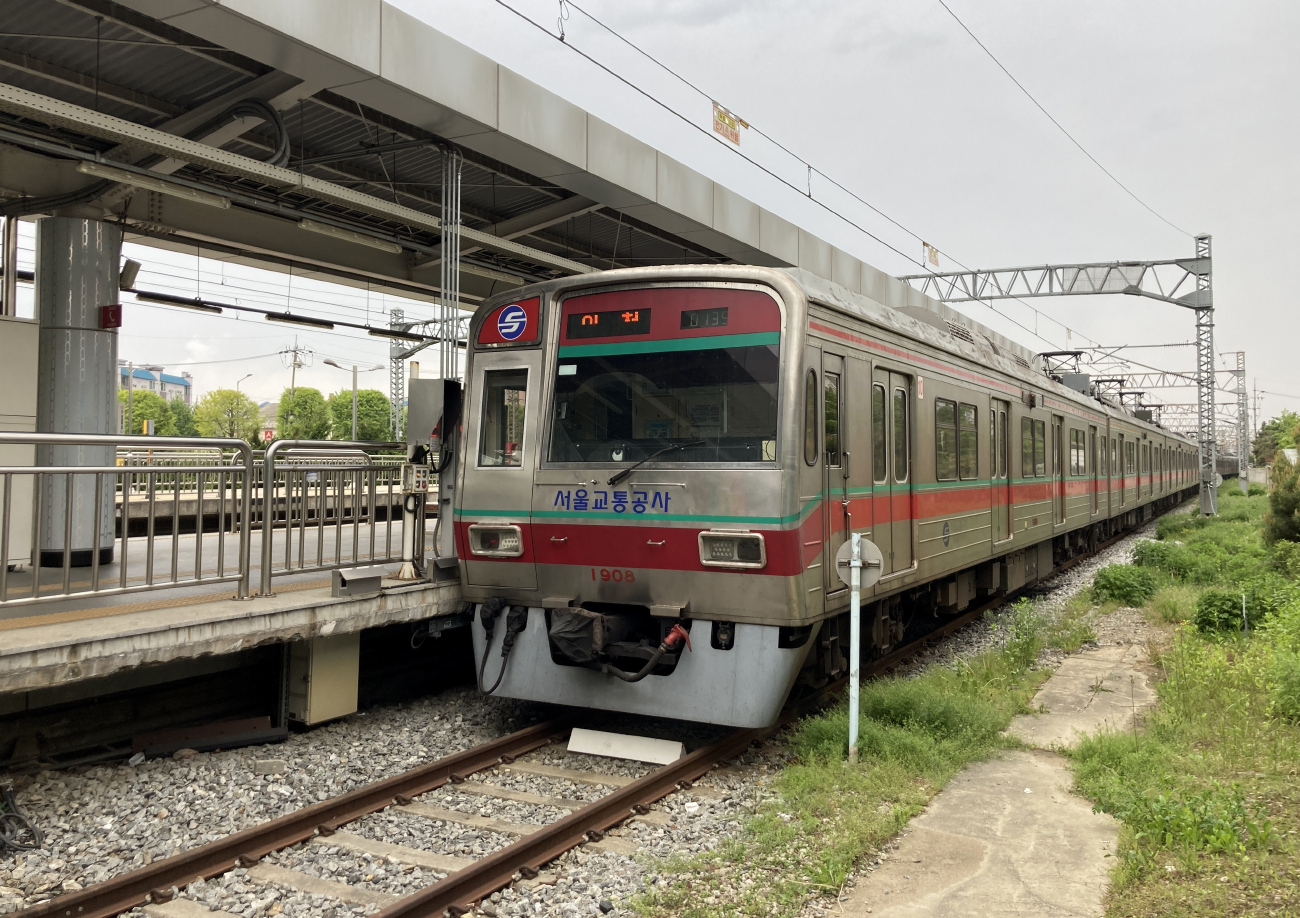 Сеульский регион, Rotem Seoul Metro 1000 Series № 108; Сеульский регион — Метрополитен — Сеул — Линия 1 (서울 — 1호선)
