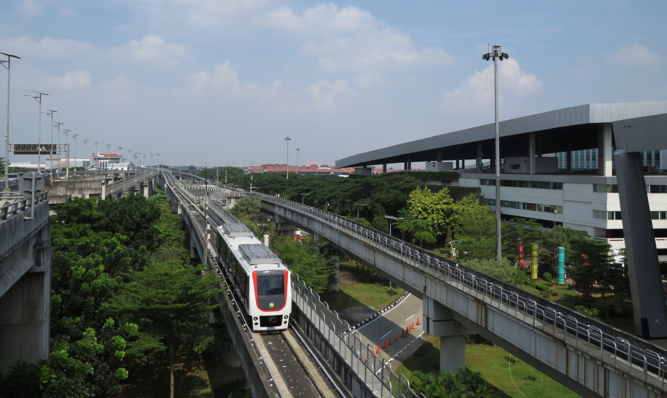 Джакарта, Woojin Automated People Mover № 2; Джакарта — Аэропорт АТН