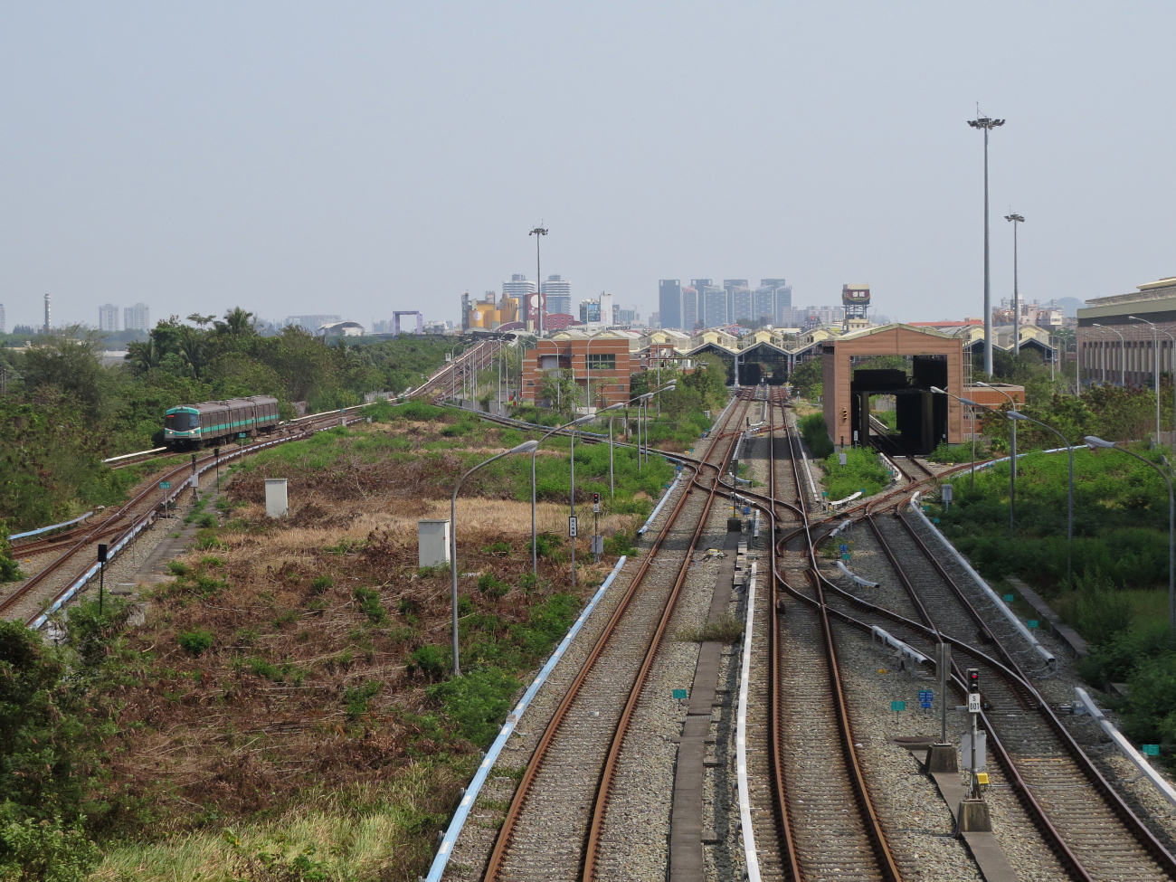 Kaohsiung — Metro Red Line