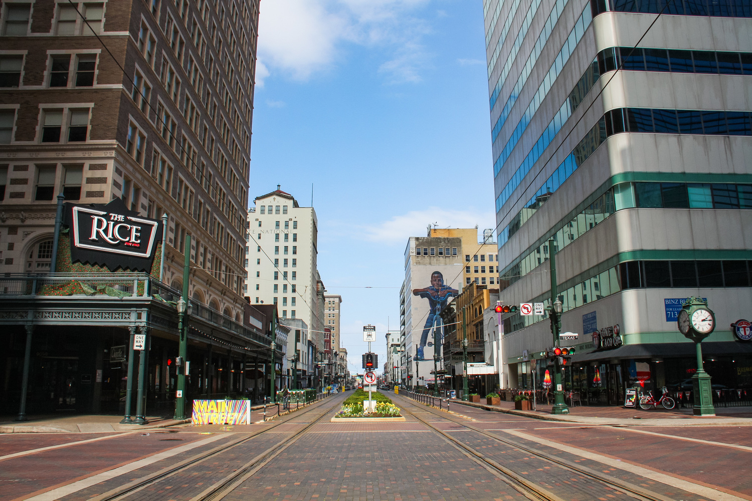 Houston — Lines and Infrastructure