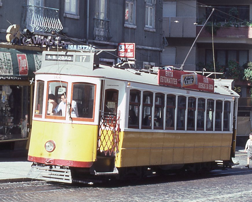 Lisszabon, Stephenson 4-axle motor car — 360; Lisszabon — All — Old Photos