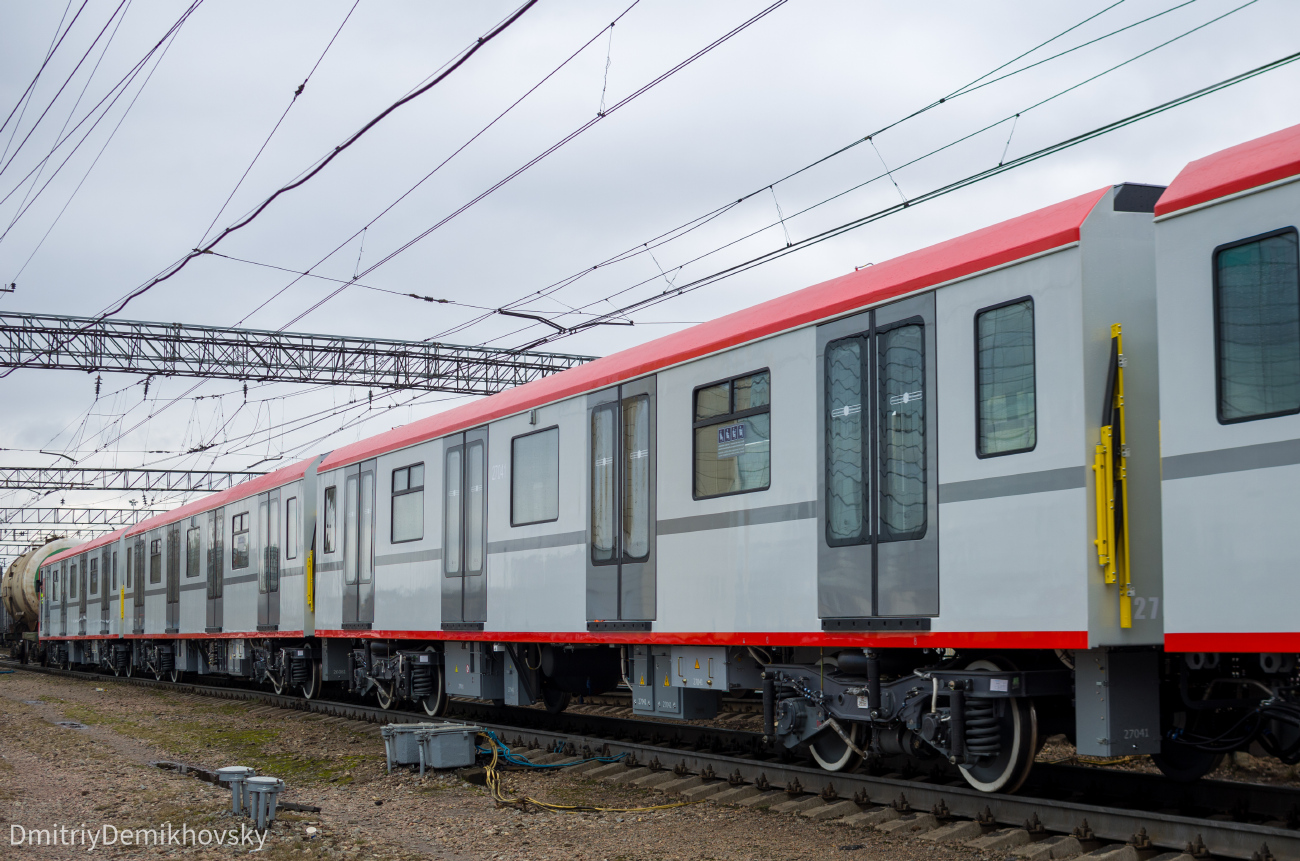 Санкт Петербург, 81-727.1 «Балтиец» (ОЭВРЗ) № 27041; Санкт Петербург — Метрополитен — Перегонка вагонов метро по ж/д