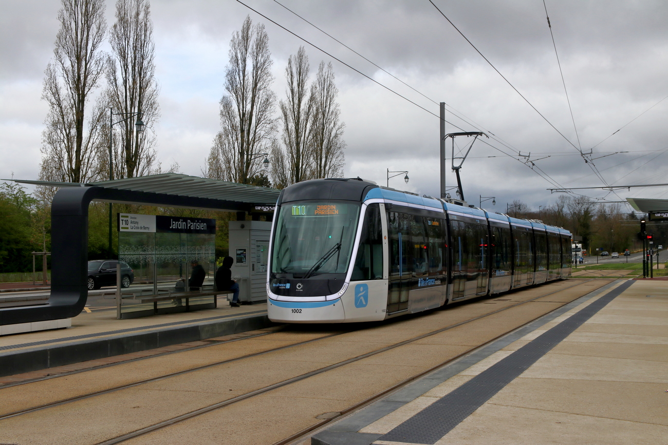 Pariisi (ml. Versailles ja Yvelines), Alstom Citadis 405 # 1002