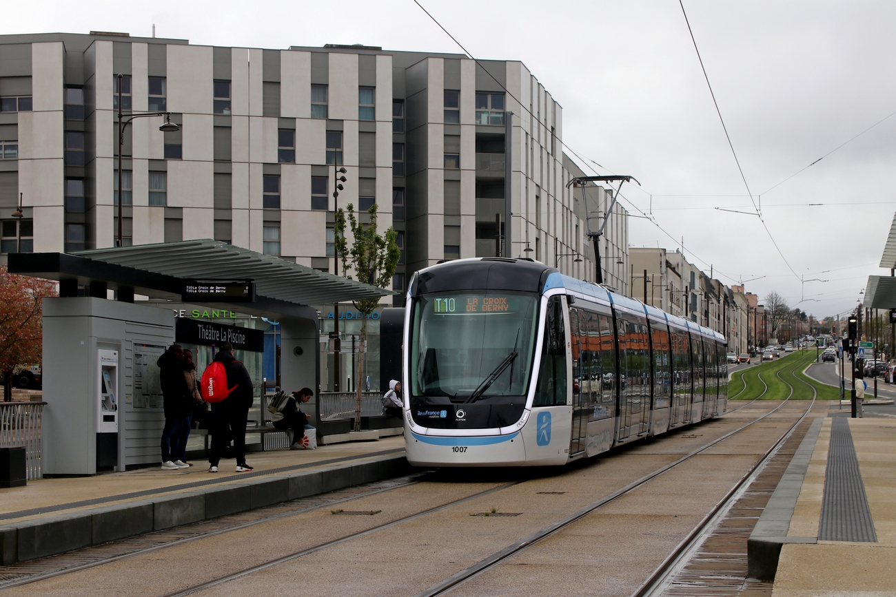 Париж ― Івлін (Версаль), Alstom Citadis 405 № 1007
