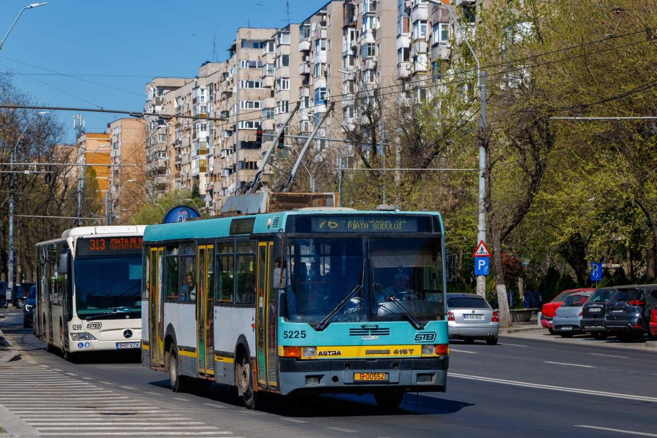 Bukarest, Ikarus 415.80 — 5225