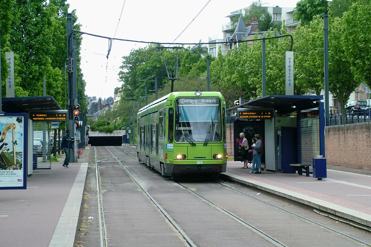Руан, Alstom TFS2 № 826; Руан — Трамвайные линии и инфраструктура